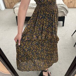 Floral Midi Dress with Yellow and Purple Accents Size Medium